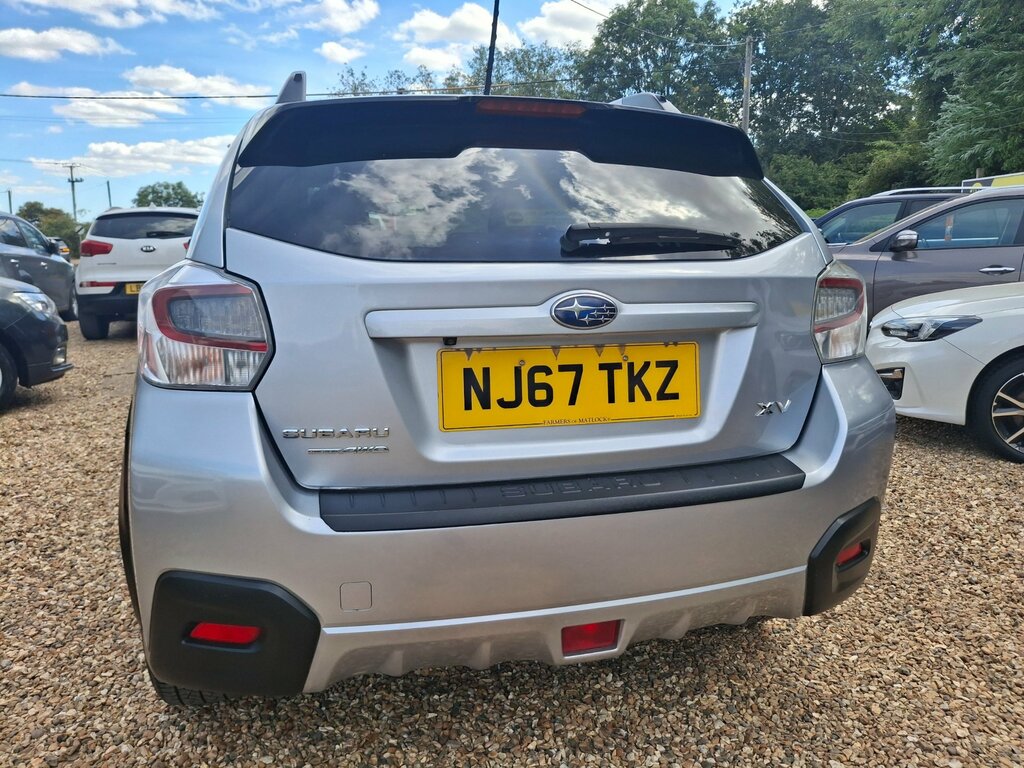 Subaru XV 2.0I Se Premium Lineartronic Blue #40