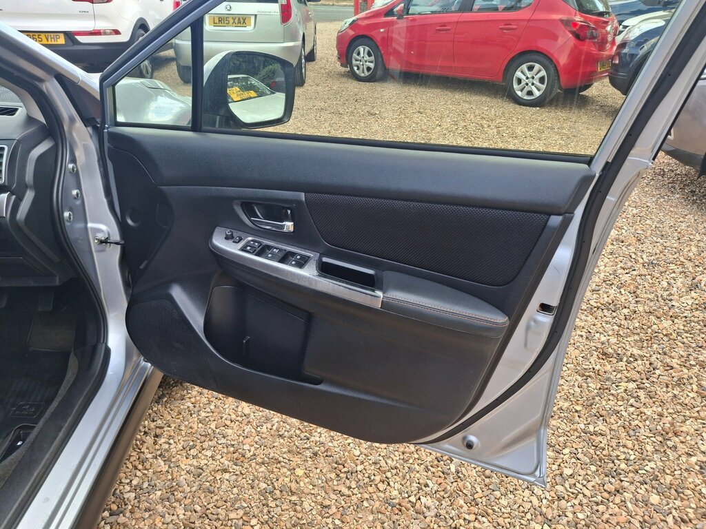 Subaru XV 2.0I Se Premium Lineartronic Blue #18