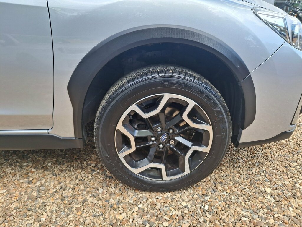 Subaru XV 2.0I Se Premium Lineartronic Blue #33