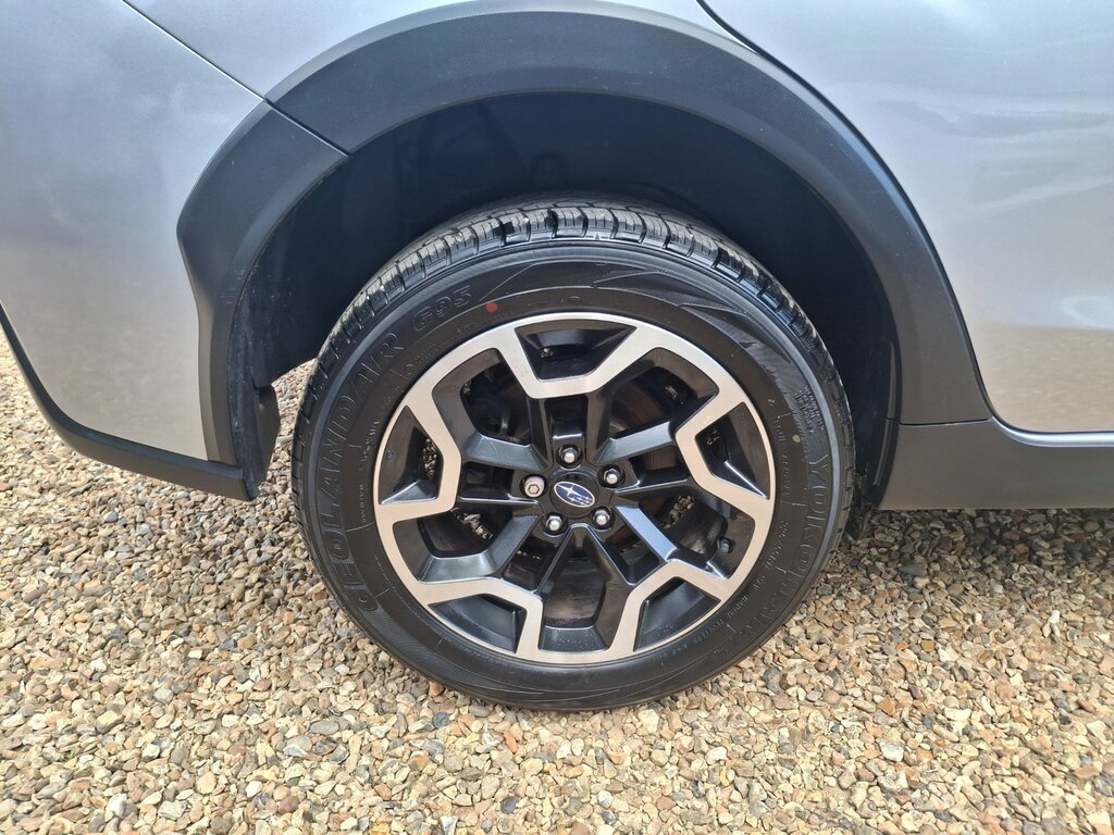 Subaru XV 2.0I Se Premium Lineartronic Blue #36