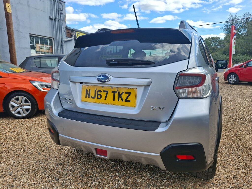 Subaru XV 2.0I Se Premium Lineartronic Blue #39