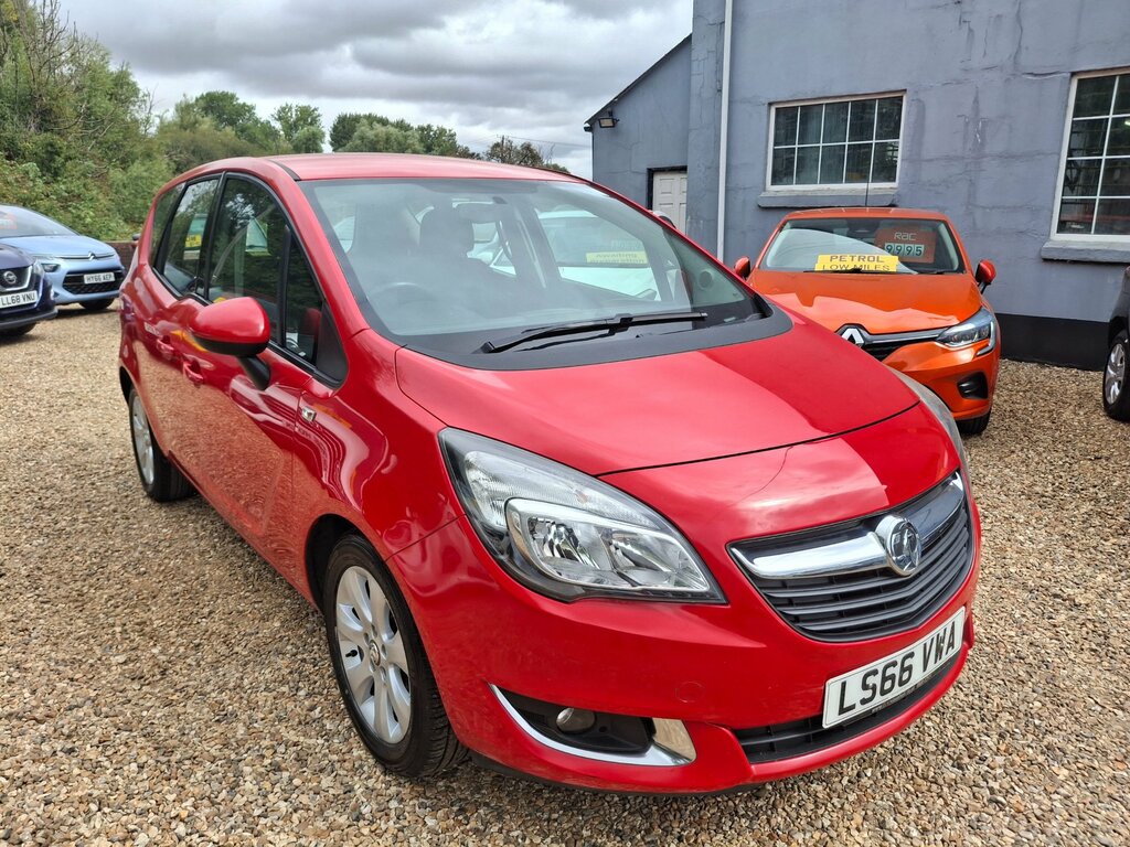 Vauxhall Meriva 1.4I Life Mpv Euro 6 100 Ps Red