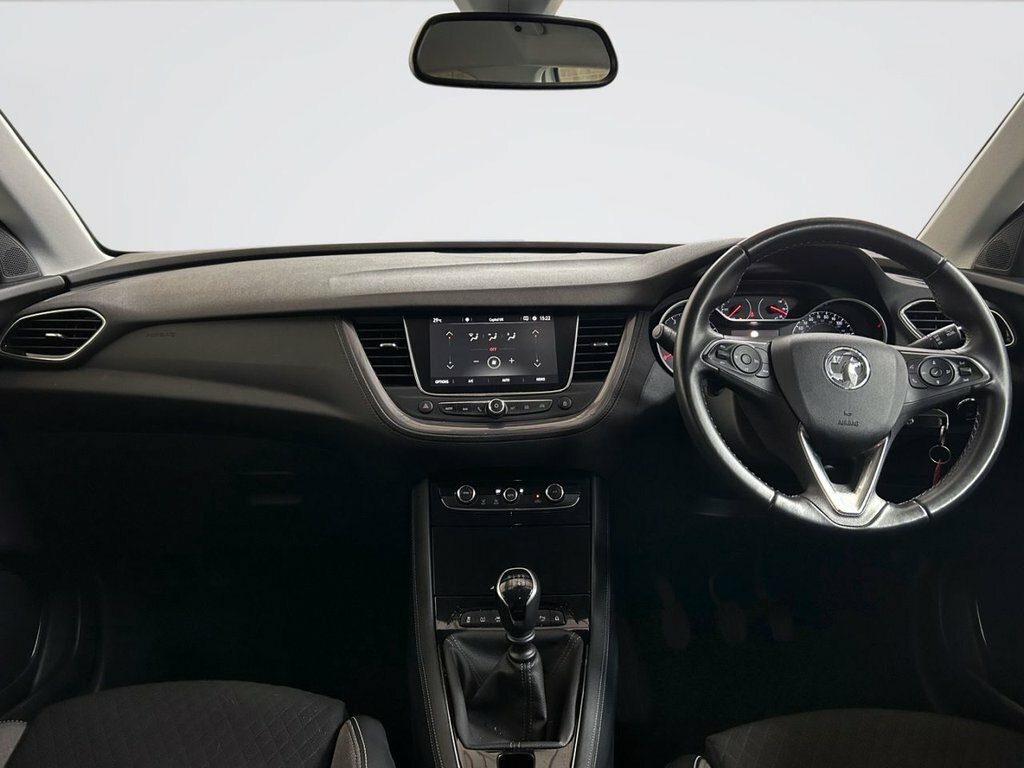 Vauxhall Grandland X 1.2L Sri Nav SW69KSE White #3