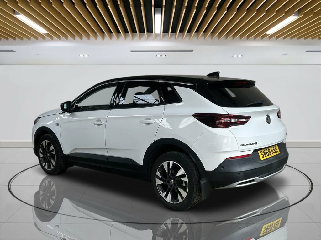 Vauxhall Grandland X 1.2L Sri Nav SW69KSE White #6