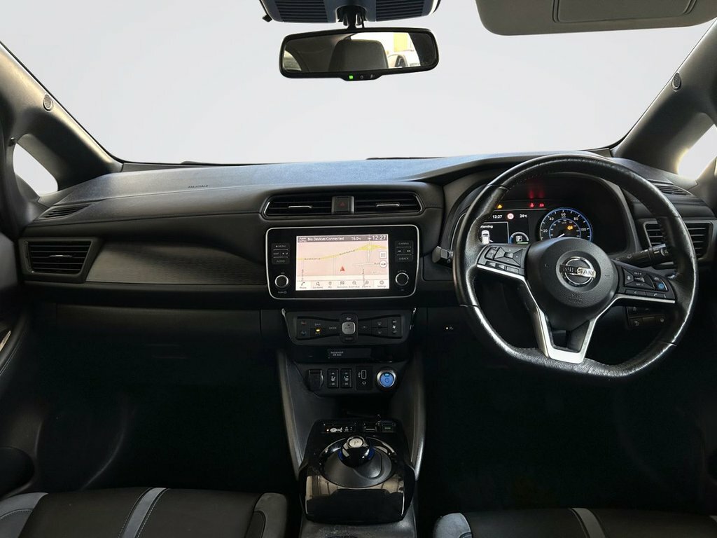Nissan Leaf Hatchback DV20HFL Black #3