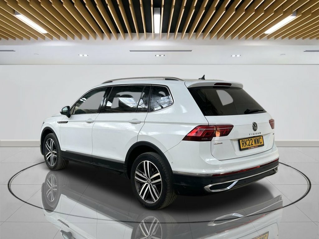 Volkswagen Tiguan Allspace 2L Elegance White #6