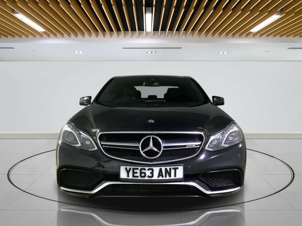 Mercedes-Benz E Class 5.5L Amg Black #2