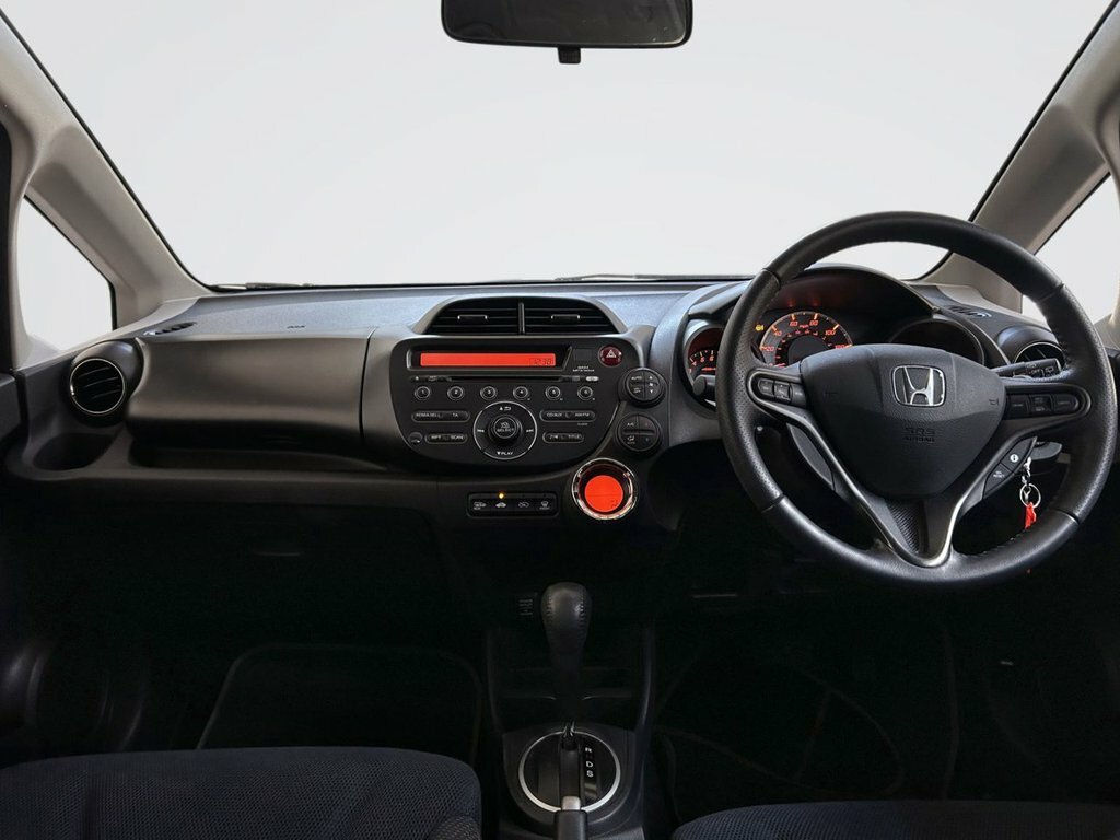 Honda Jazz 1.4L Es Plus White #3