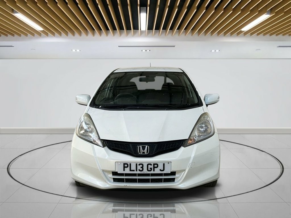 Honda Jazz 1.4L Es Plus White #2