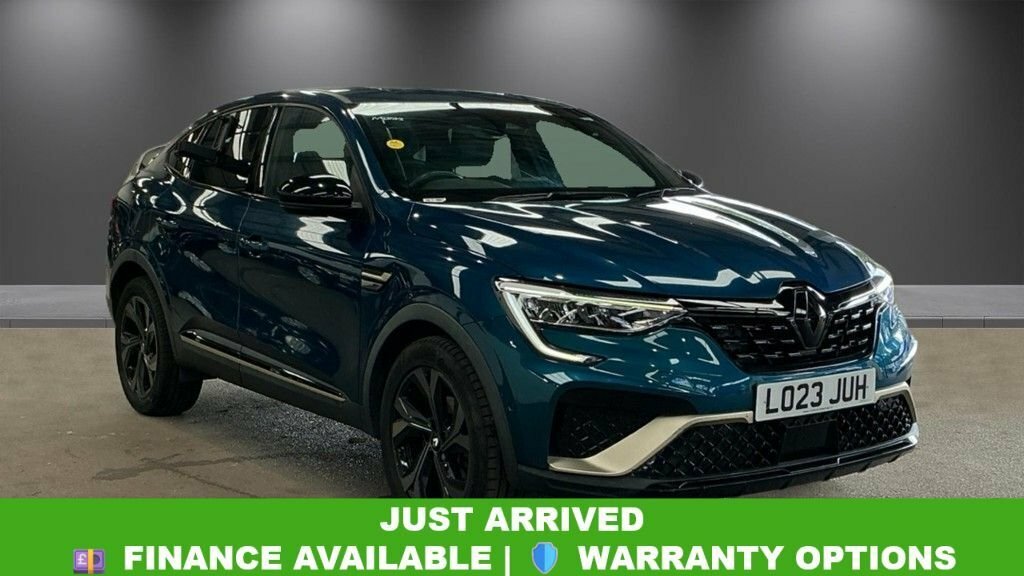 Renault Arkana 1.6L E-tech Engineered Blue