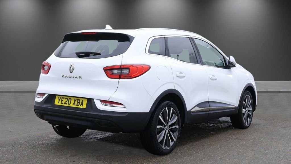 Renault Kadjar 1.3L Iconic White #4