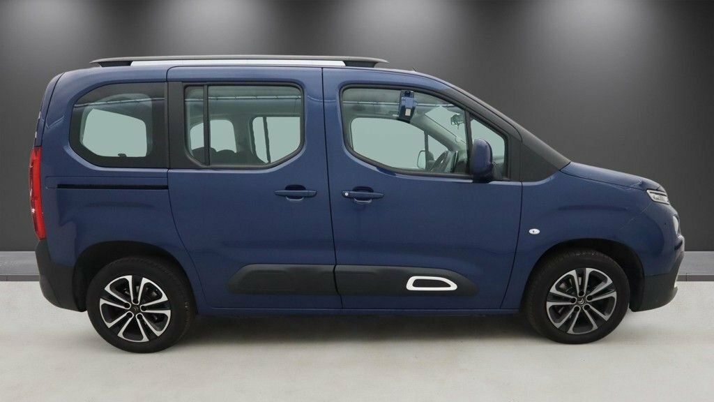 Citroen Berlingo 1.5 Bluehdi Flair M Mpv Euro 6 Green #5