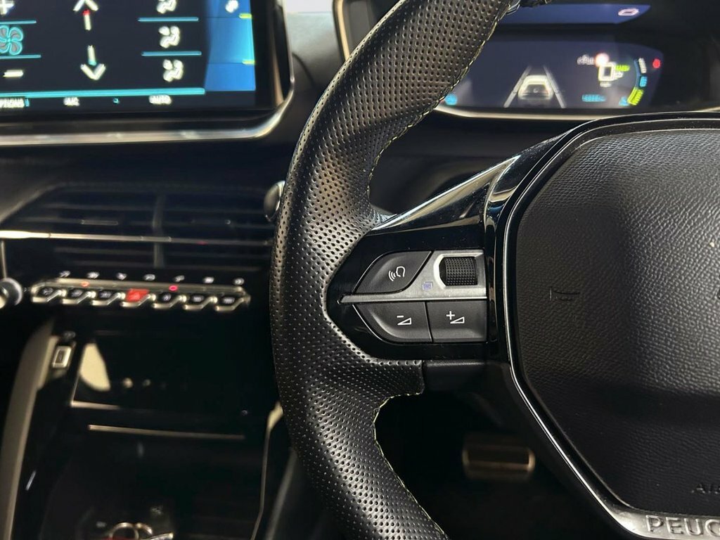 Peugeot e-208 50 Kwh 136 1-Speed Blue #15