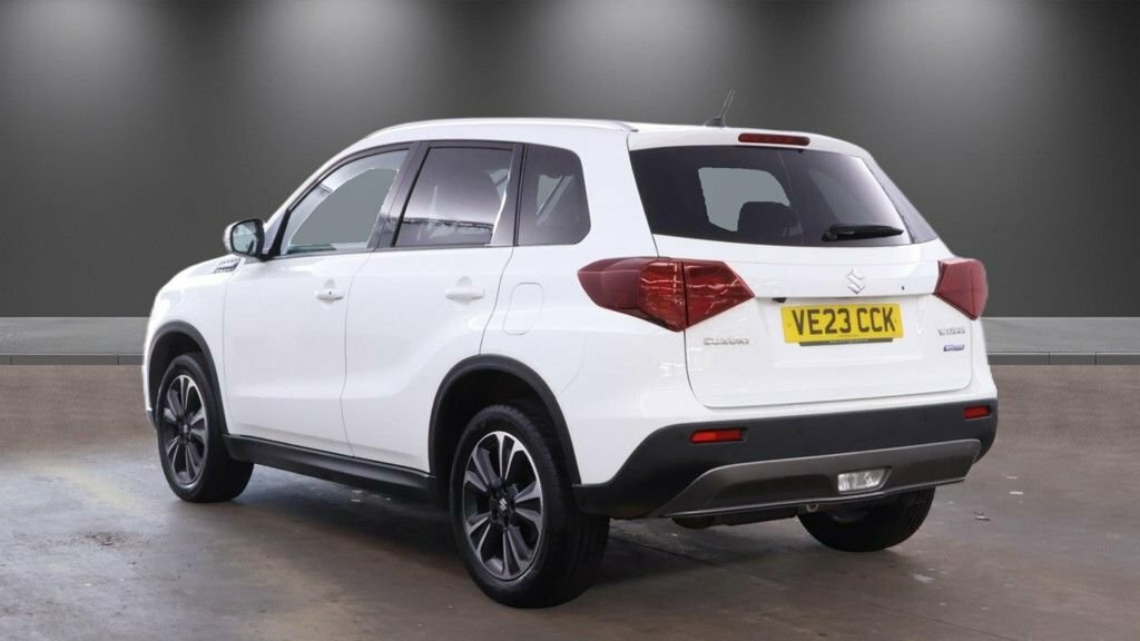 Suzuki Vitara 1.4L Sz5 White #3