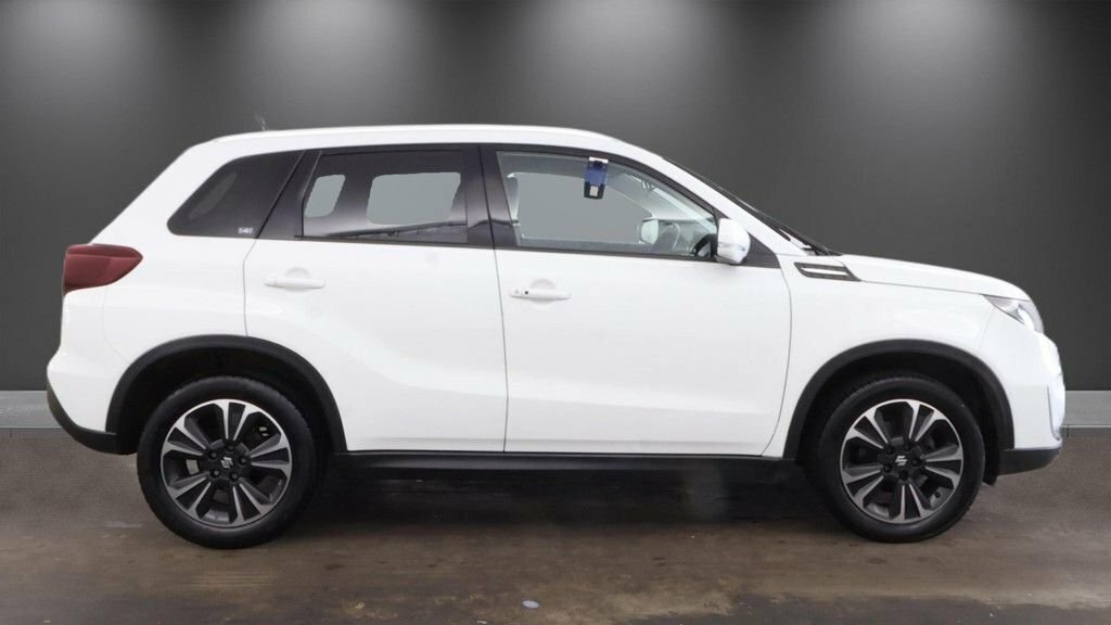 Suzuki Vitara 1.4L Sz5 White #5