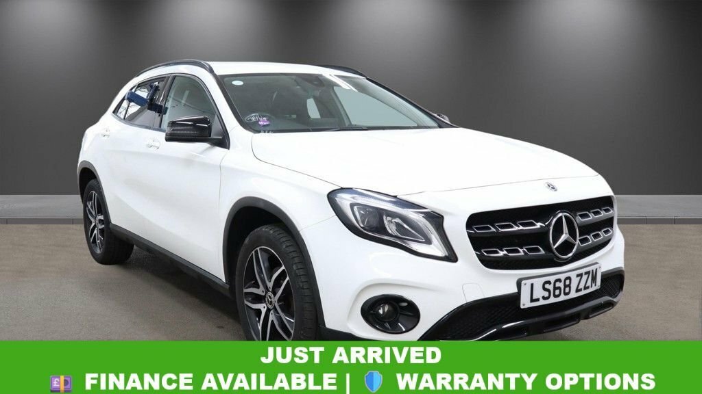 Mercedes-Benz GLA Class 1.6L Urban Edition White