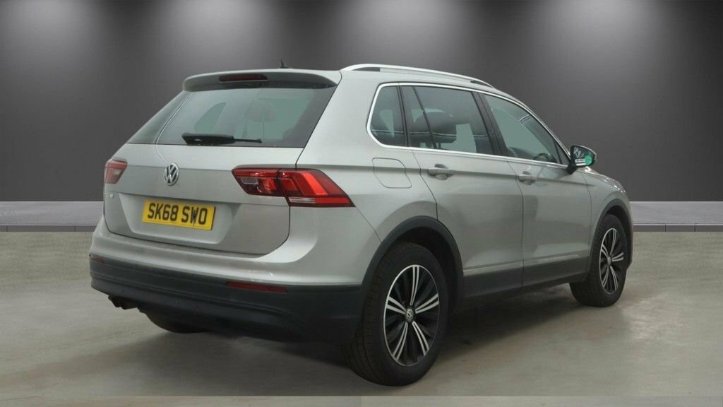Volkswagen Tiguan Tiguan 2.0 Tdi 150 Se Black #4