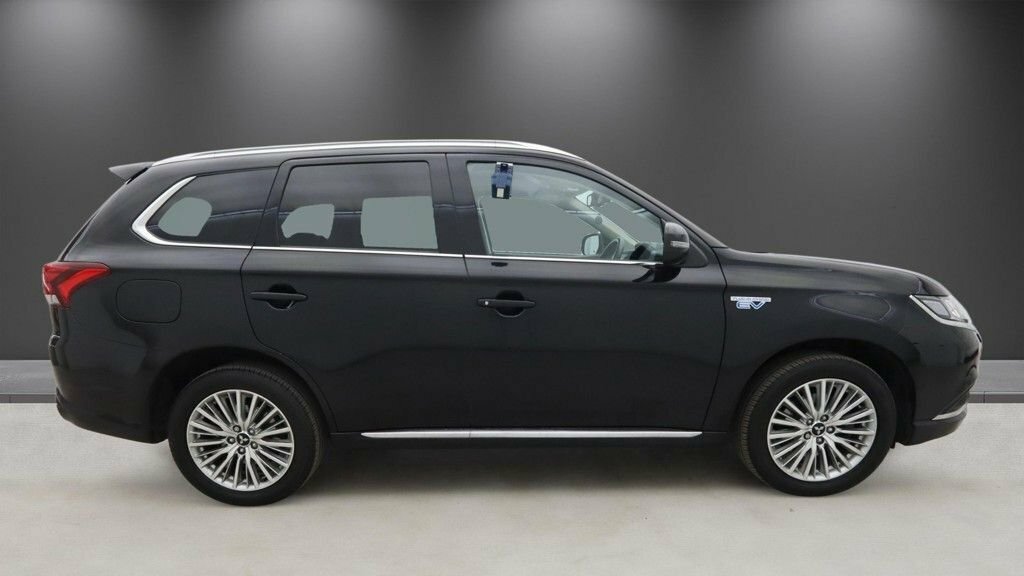 Mitsubishi Outlander 2.4L Juro Black #5