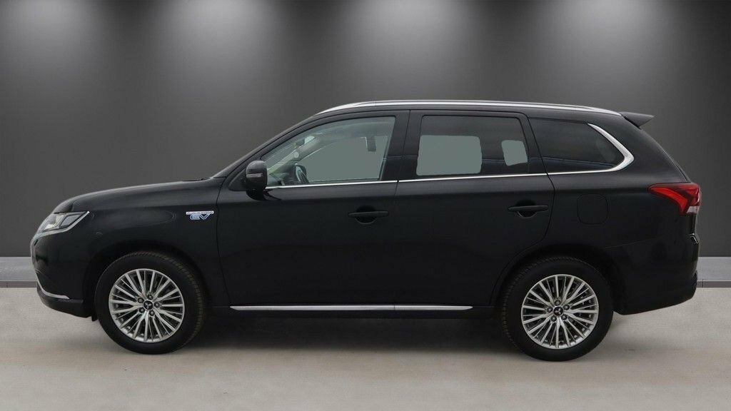 Mitsubishi Outlander 2.4L Juro Black #6