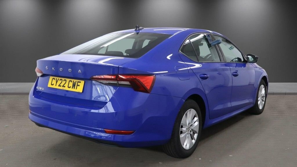 Skoda Octavia 1L Se Technology Blue #3