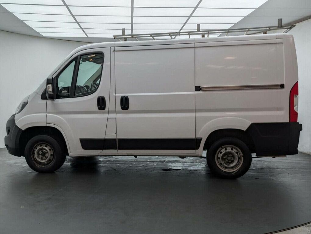 Peugeot Boxer 2.2 Bluehdi 333 Professional Panel Van AF71RYZ White #5