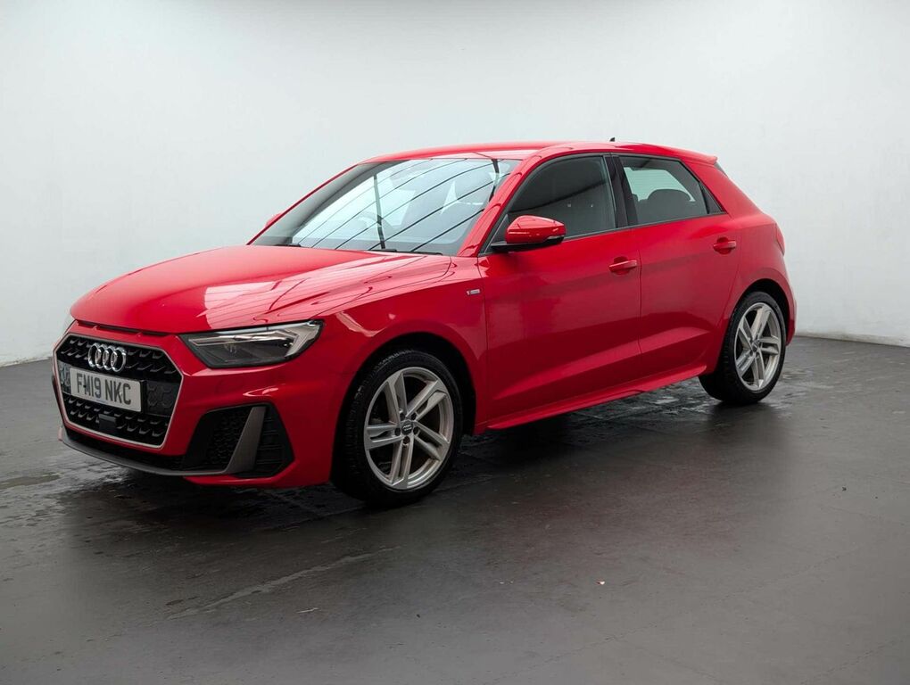Audi A1 1.0 A1 Sportback 30 Tfsi S Line Red #4