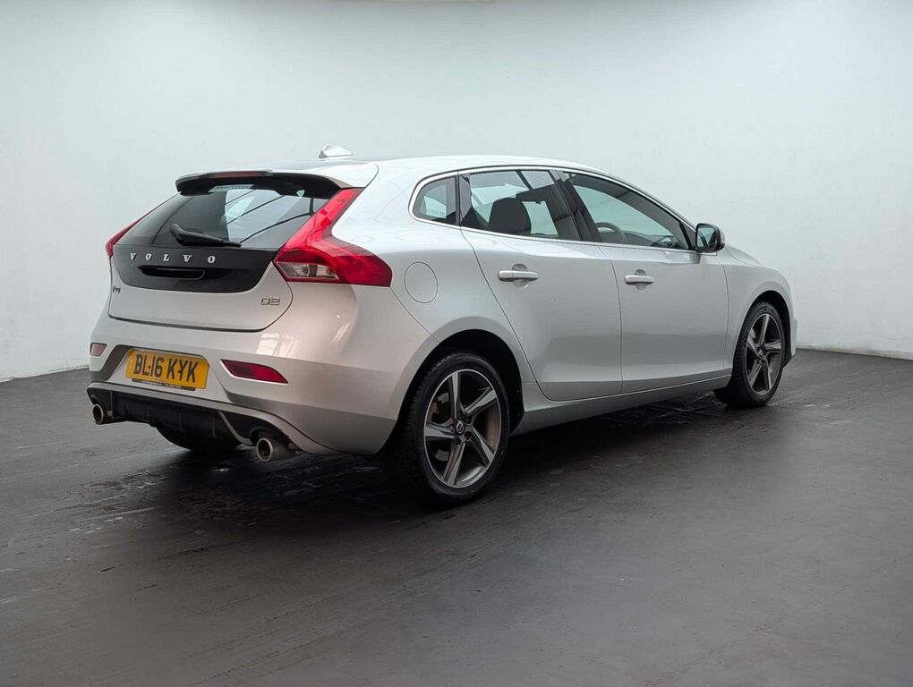 Volvo V40 2.0 V40 R-design Luxury D2 Silver #5
