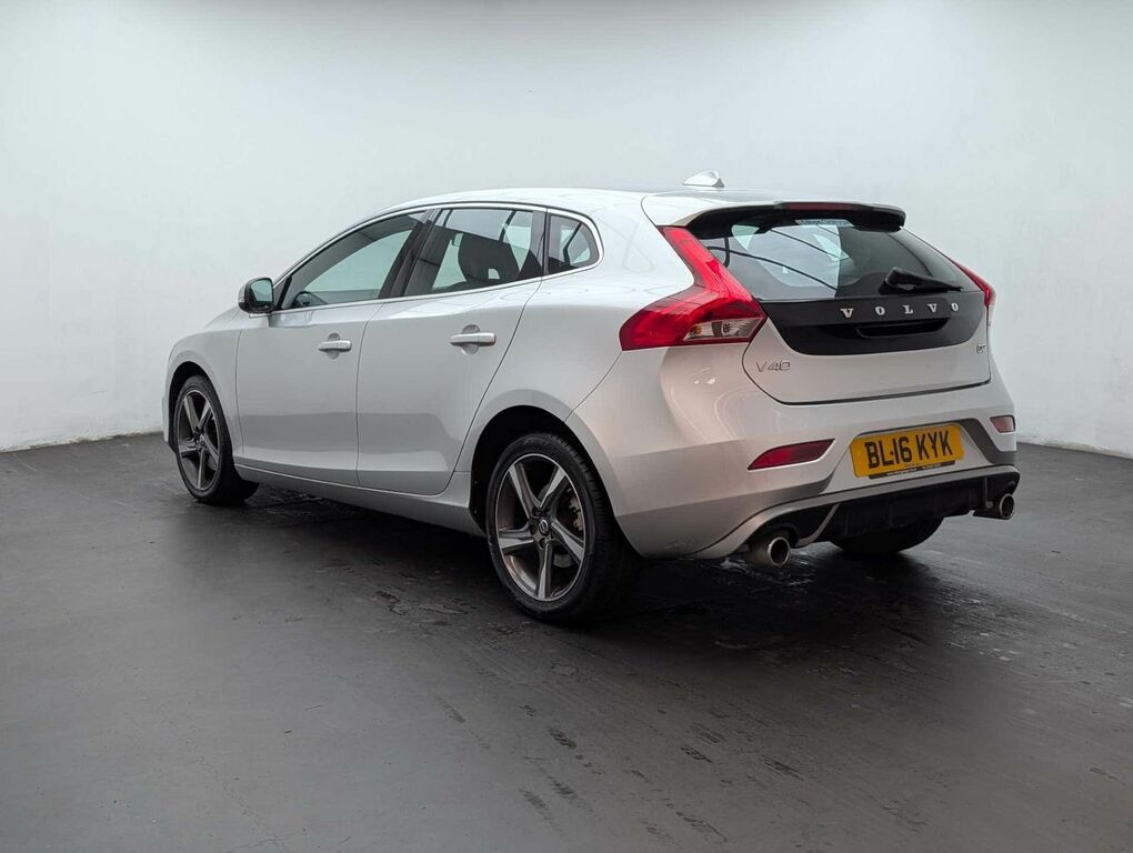 Volvo V40 2.0 V40 R-design Luxury D2 Silver #4
