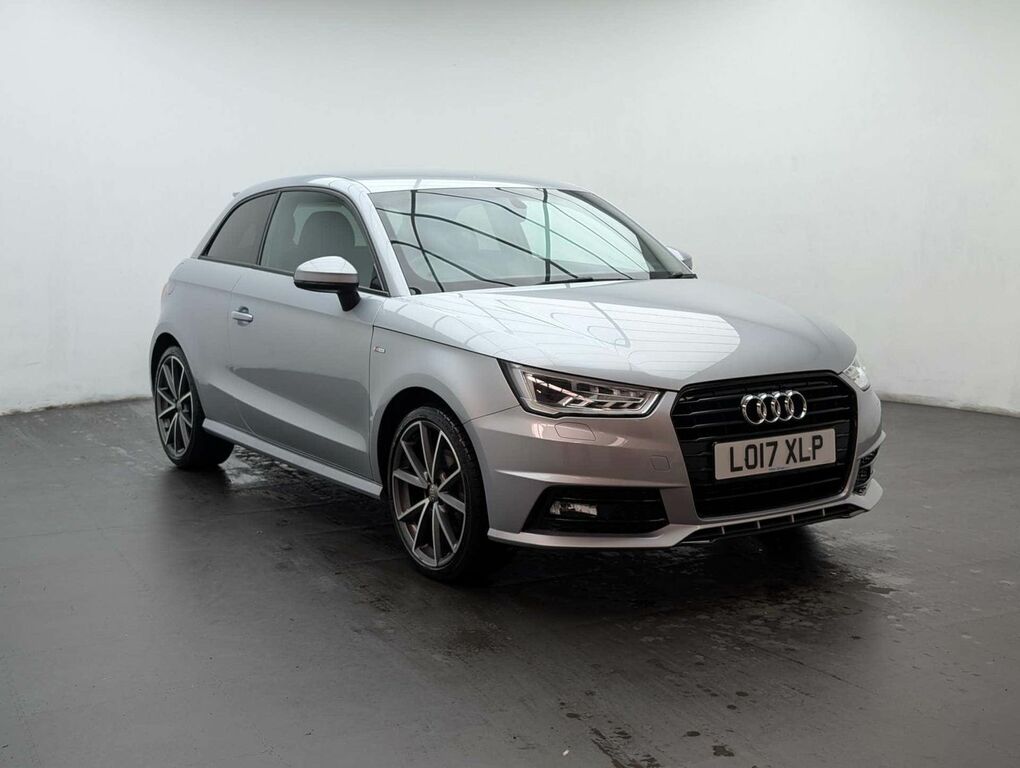 Audi A1 1.4 A1 Black Edition Tfsi Silver #2
