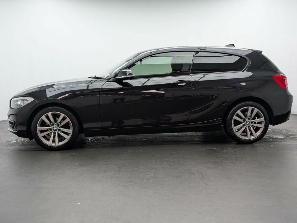 BMW 1 Series 1.5 118I Sport HD19NRV Black #5