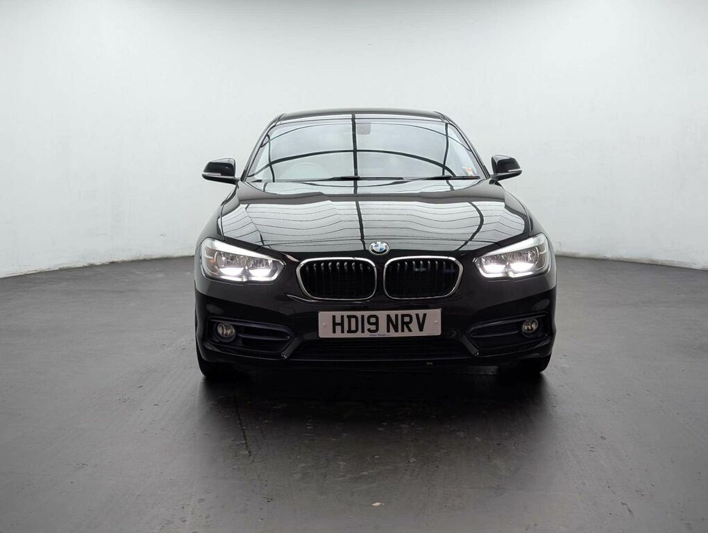 BMW 1 Series 1.5 118I Sport HD19NRV Black #3