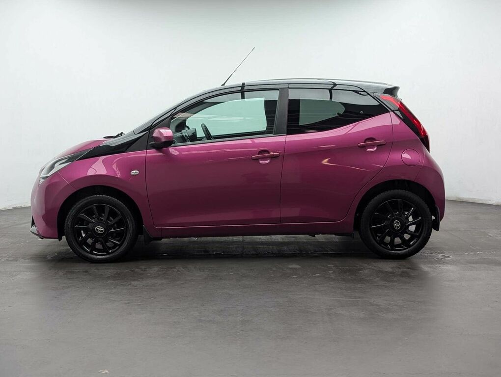 Toyota Aygo X 1.0 Aygo X-cite Vvt-i Purple #5