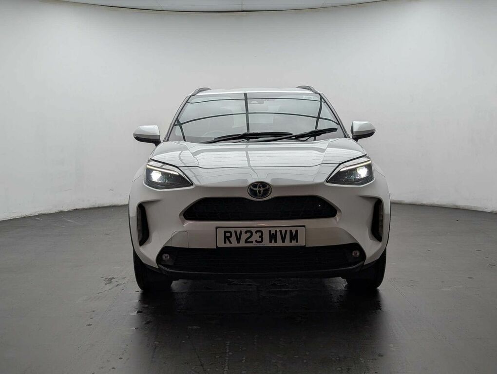 Toyota Yaris Cross 1.5 Yaris Cross Design Hev RV23WVM White #3