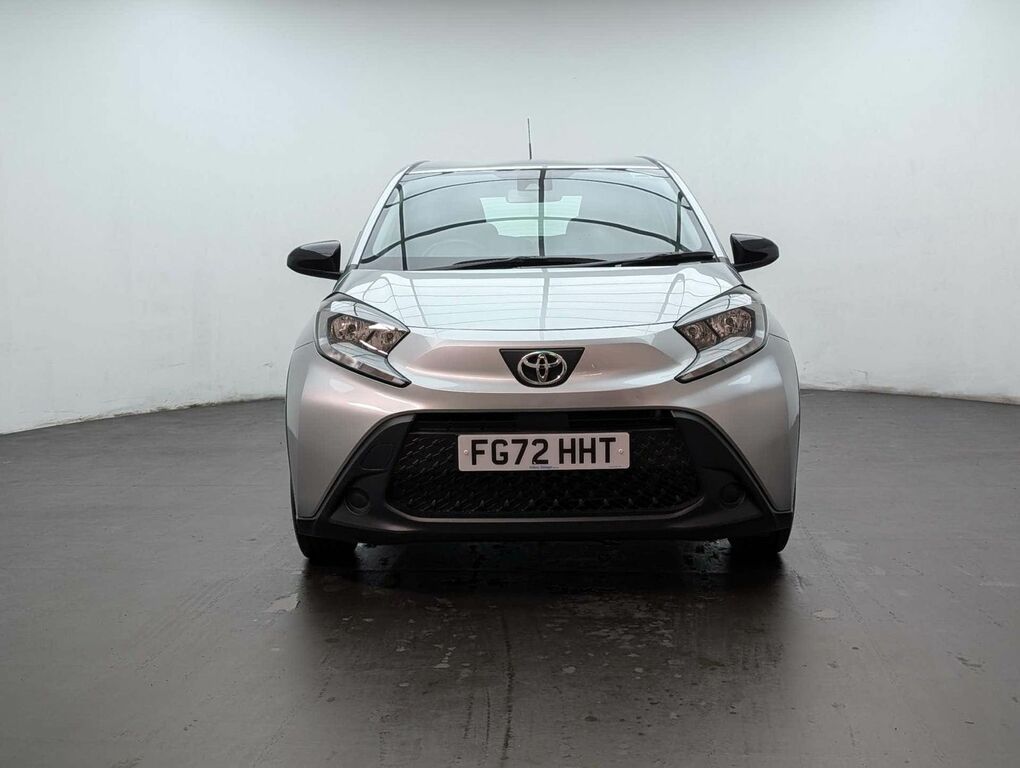 Toyota Aygo X 1.0 Aygo X Pure Vvt-i FG72HHT Silver #3