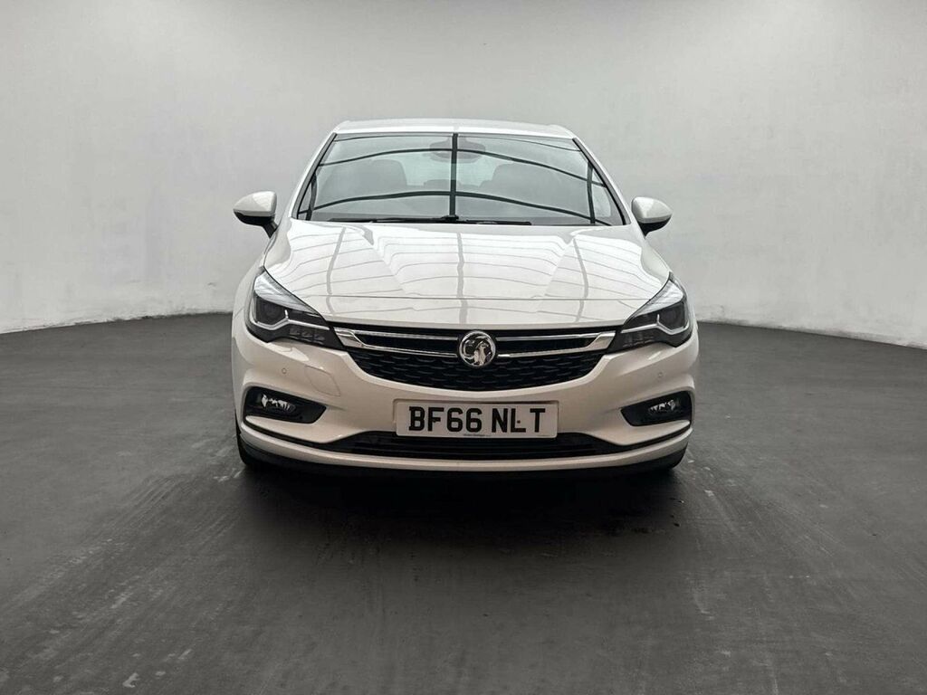 Vauxhall Astra 1.4 Astra Elite Nav T White #3