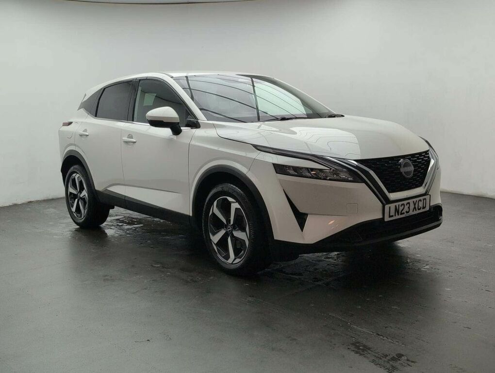 Nissan Qashqai 1.3 Qashqai N-connecta Dig-t Mhev LN23XCD White #2