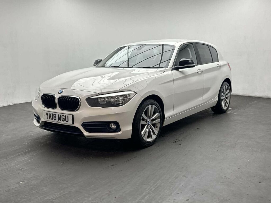BMW 1 Series 1.5 118I Sport White #4