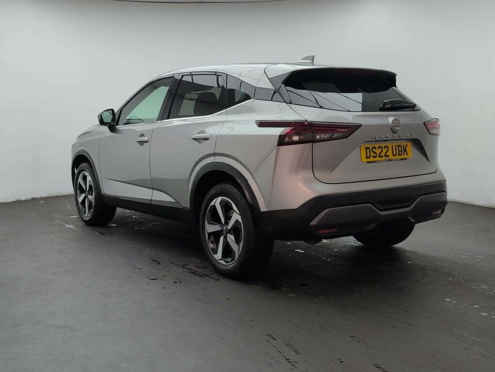 Nissan Qashqai 1.3 Qashqai N-connecta Dig-t Mhev Cvt DS22UDK Silver #6
