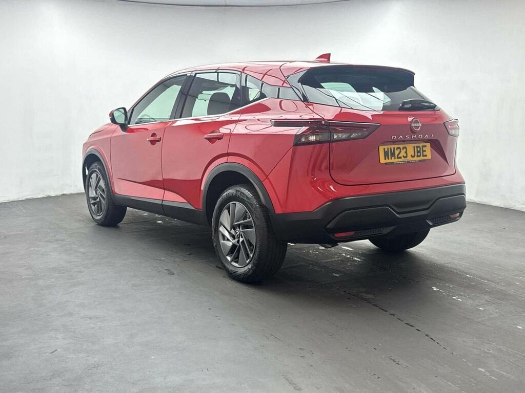 Nissan Qashqai 1.3 Qashqai Acenta Premium Dig-t Mhev WM23JBE Red #6