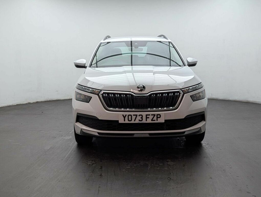 Skoda Kamiq 1.5 Kamiq Se Drive Tsi YO73FZP White #3