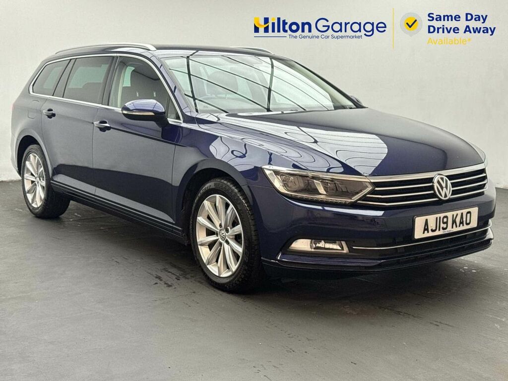 Volkswagen Passat 1.5 Passat Se Business Tsi Evo AJ19KAO Blue