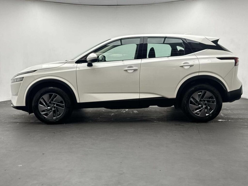 Nissan Qashqai 1.3 Qashqai Acenta Premium Dig-t Mhev YF23NXT White #5