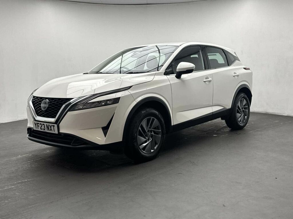Nissan Qashqai 1.3 Qashqai Acenta Premium Dig-t Mhev YF23NXT White #4