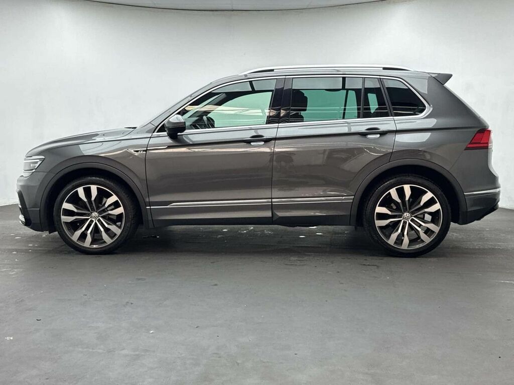 Volkswagen Tiguan 2.0 Tiguan R-line Tsi Bluemotion Technology 4Motio Grey #5