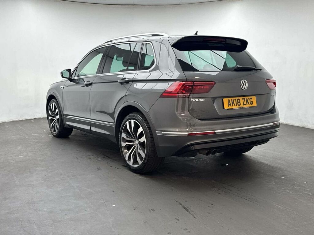 Volkswagen Tiguan 2.0 Tiguan R-line Tsi Bluemotion Technology 4Motio Grey #6