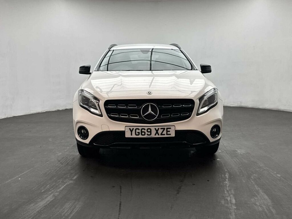 Mercedes-Benz GLA Class 1.6 Gla 180 Urban Edition White #3