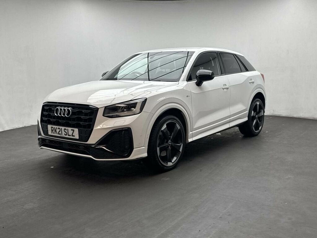Audi Q2 1.0 Q2 Black Edition 30 Tfsi White #4