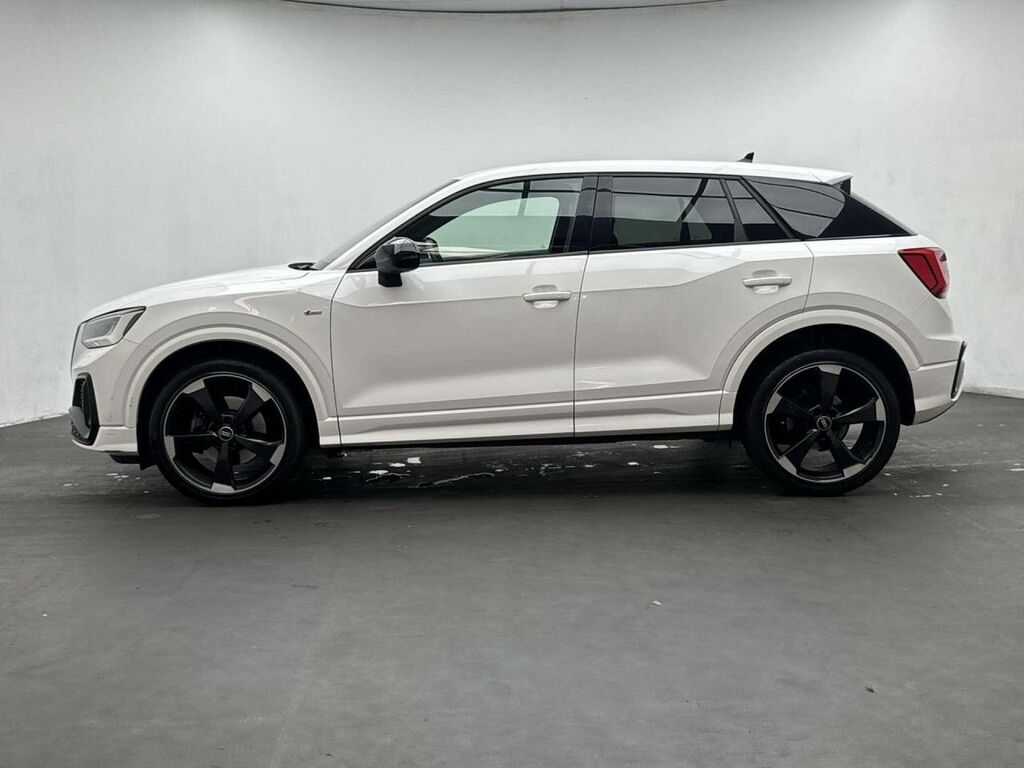 Audi Q2 1.0 Q2 Black Edition 30 Tfsi White #5