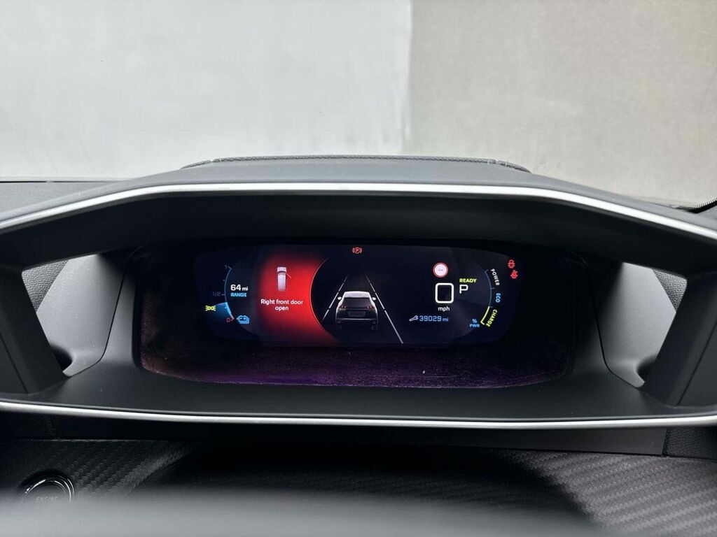 Peugeot e-2008 50Kwh Gt Line Blue #19