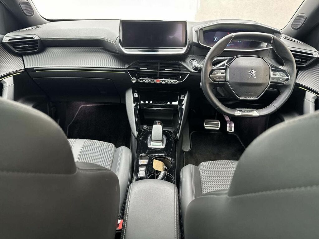 Peugeot e-2008 50Kwh Gt Line Blue #26